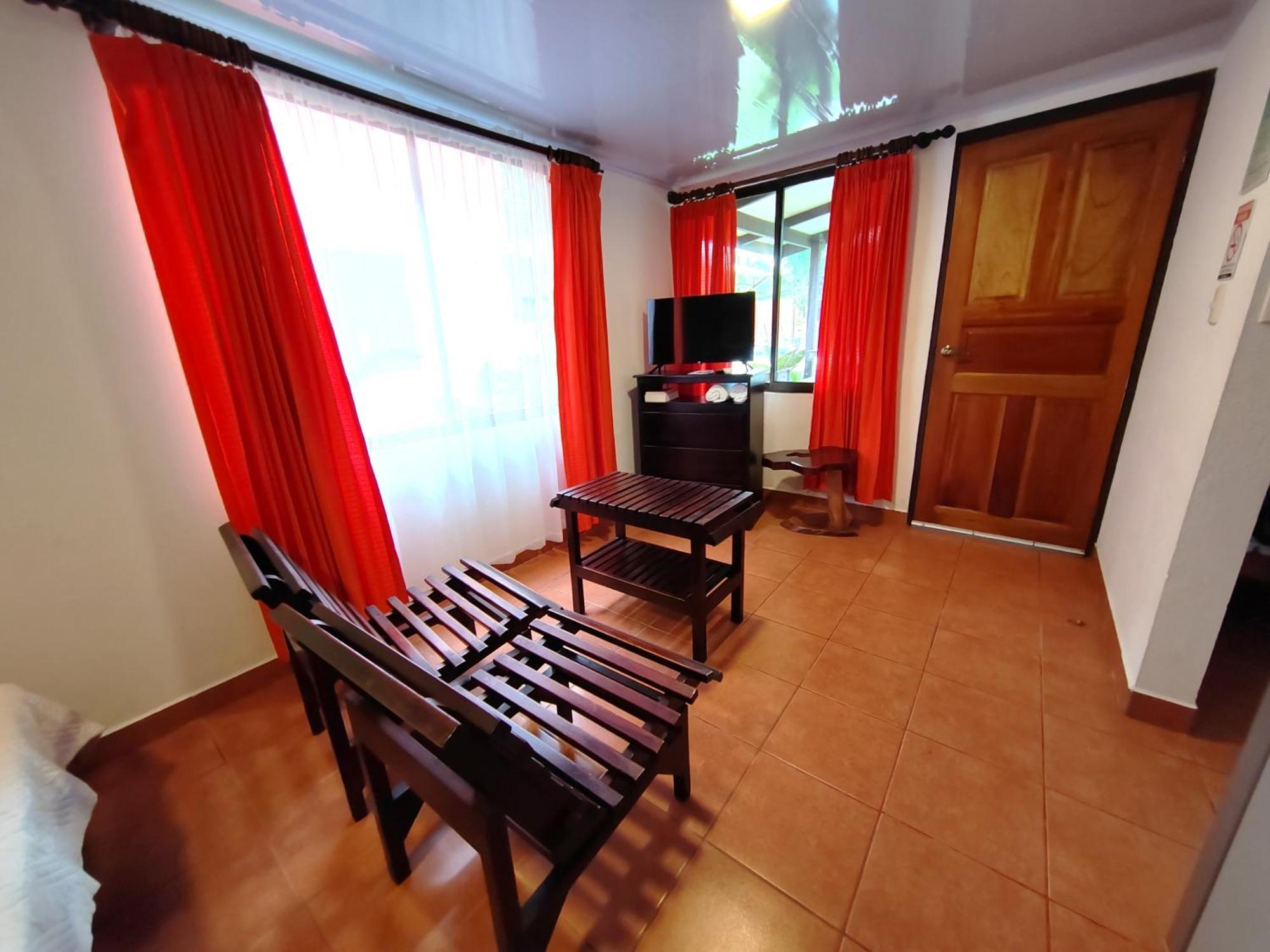 Hotel Los Ranchos Jacó Εξωτερικό φωτογραφία